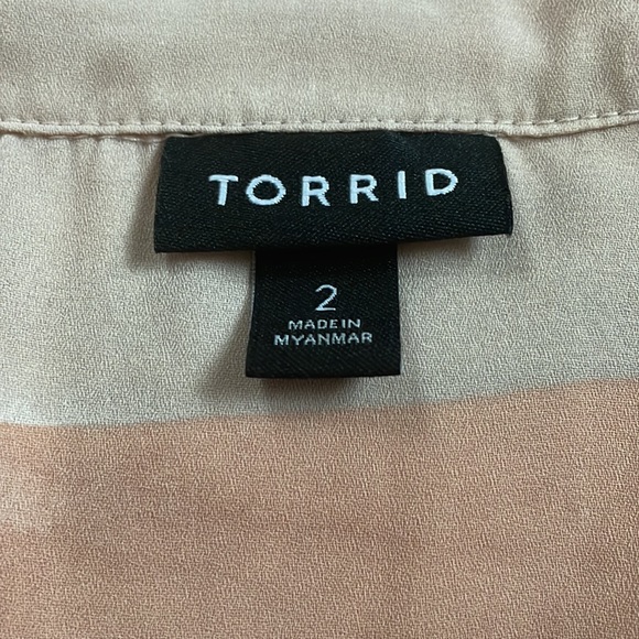NWOT Torrid Pink Striped Blouse, Size 2X - Picture 5 of 7